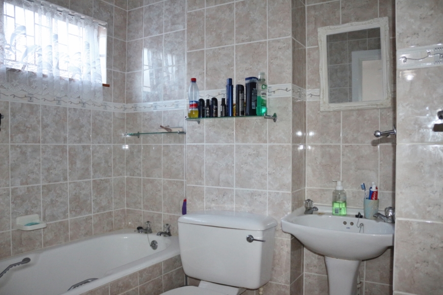 3 Bedroom Property for Sale in West Beach Eastern Cape